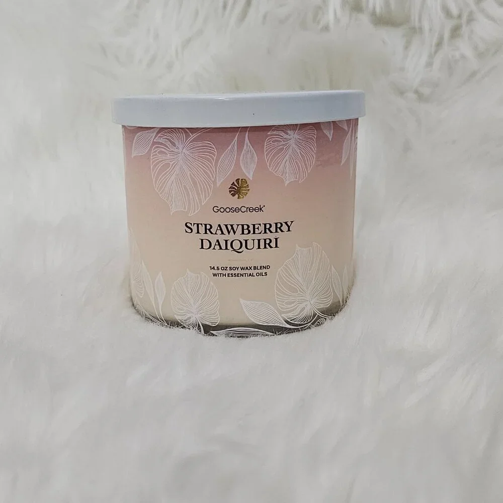 Goosecreek Strawberry Daiquiri 3-Wick Soy Wax Essential Oil Jar Candle NEW
